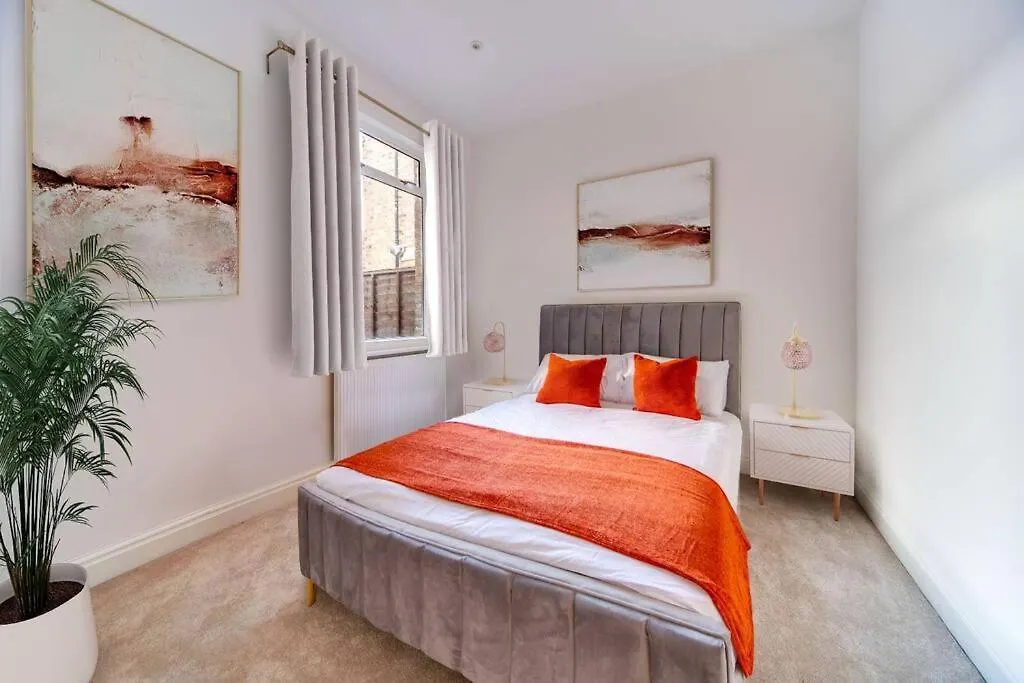 Apartment Chic & Modern 2 Bedroom Flat In Central Catford, London United Kingdom